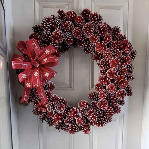 Hand Painted Pinecone Wreath